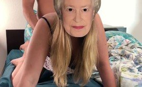 How to fuck the queen